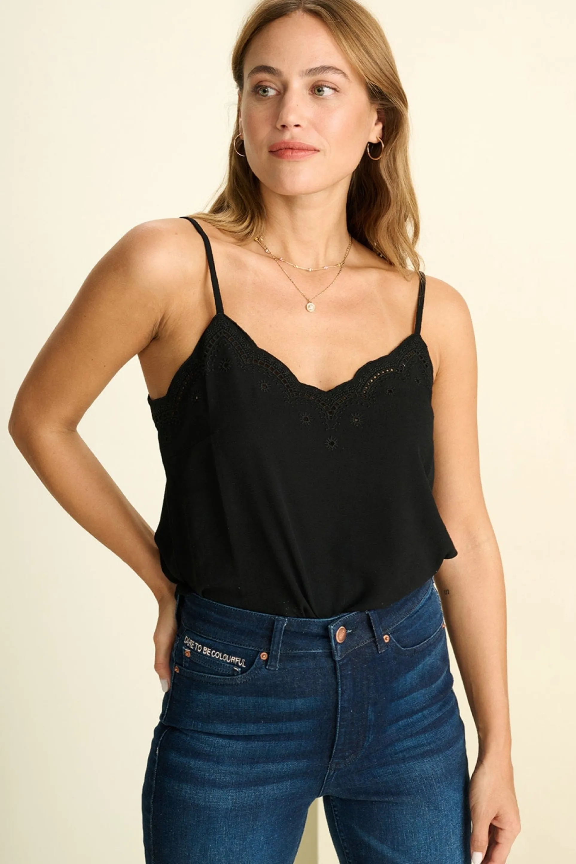 TOP Emmi Black